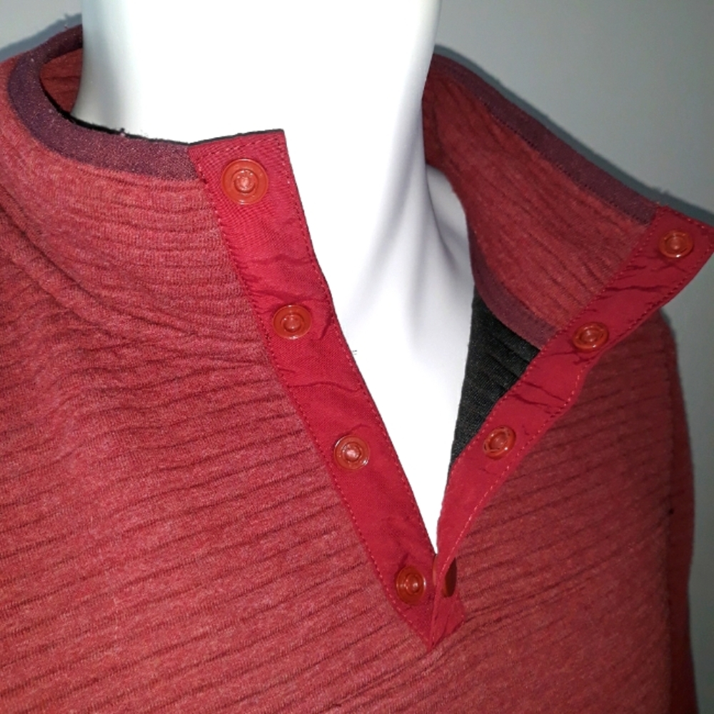 Gerry Snap Pullover V Neck. Size Large - image 1